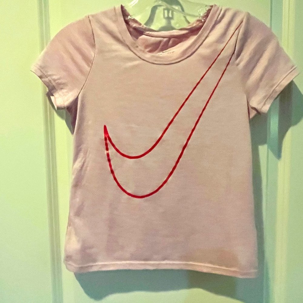 Nike Kids' Dri-Fit Graphic Tee | Pink | Size M (8)